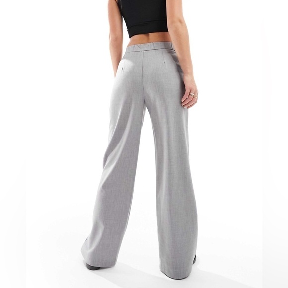 New Stradivarius Relaxed Dad Style Pant Pleat High Rise Gray 4 Wide Leg trouser - Picture 2 of 9
